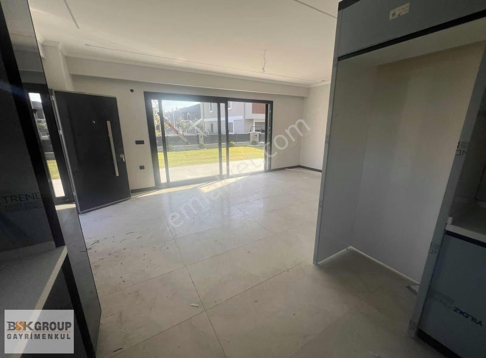 Bsk Group'dan Ultra Lüx Geniş Bahçeli Villa..! - Görsel 28