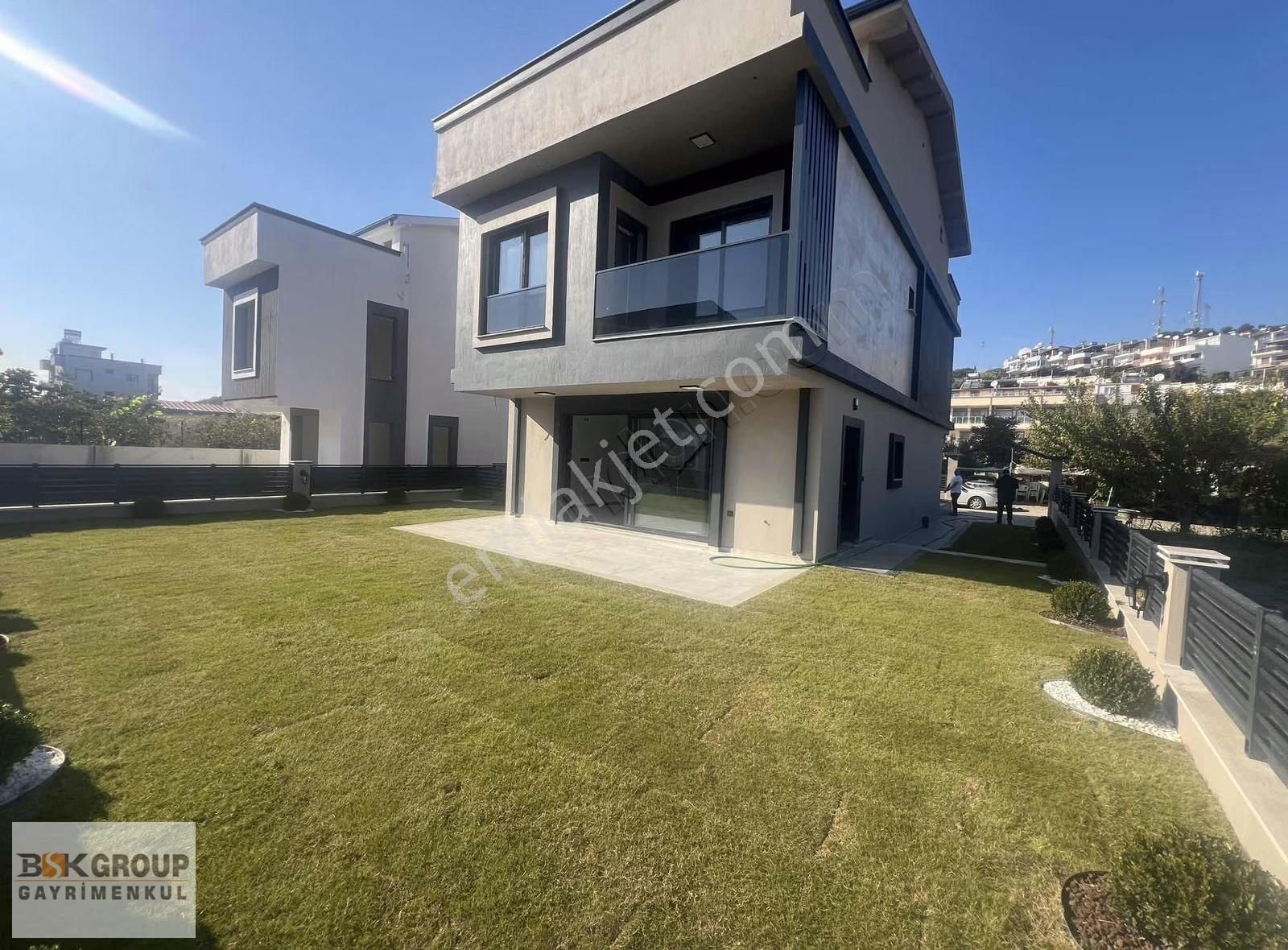 Bsk Group'dan Ultra Lüx Geniş Bahçeli Villa..! - Görsel 4