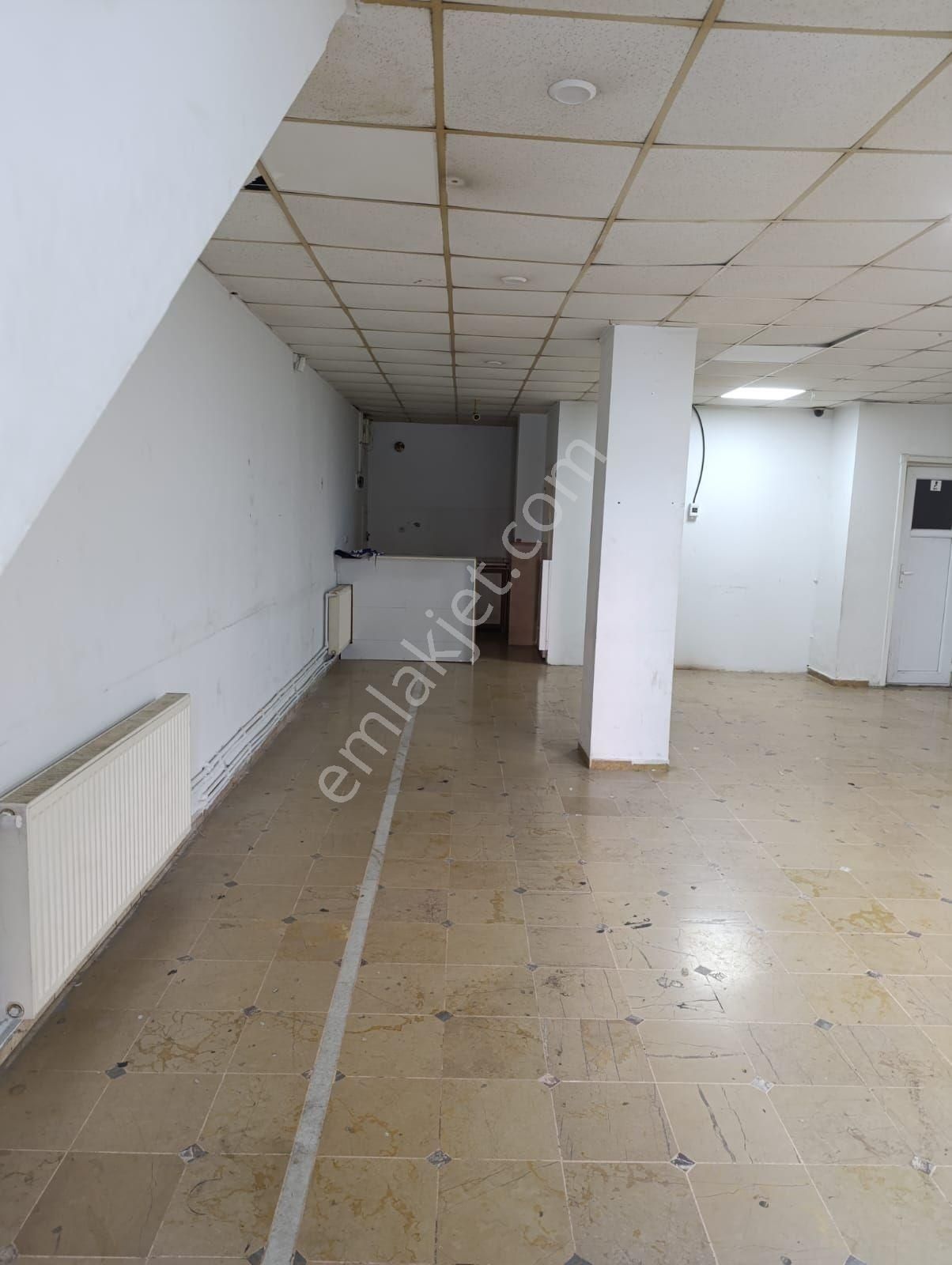 Cadde Üzeri Harika Konumlu Boş Dükkan - Görsel 6