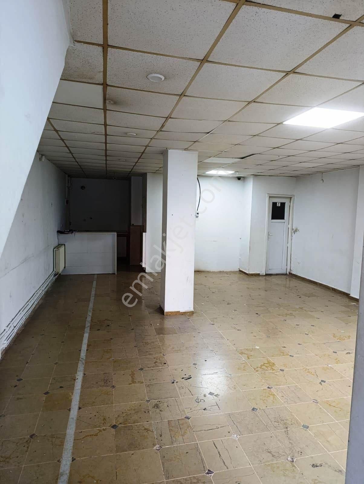 Cadde Üzeri Harika Konumlu Boş Dükkan - Görsel 12