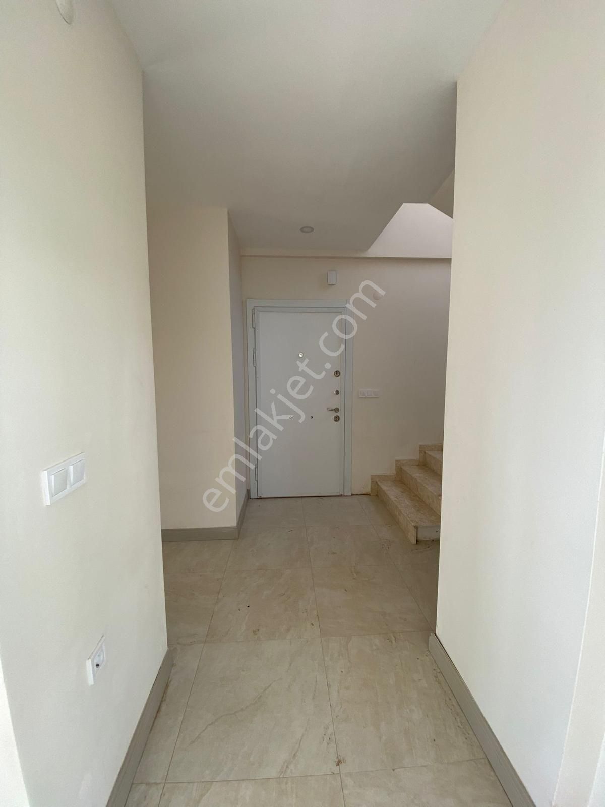 Kuşadası Satılık 4+1 Villa - Görsel 14