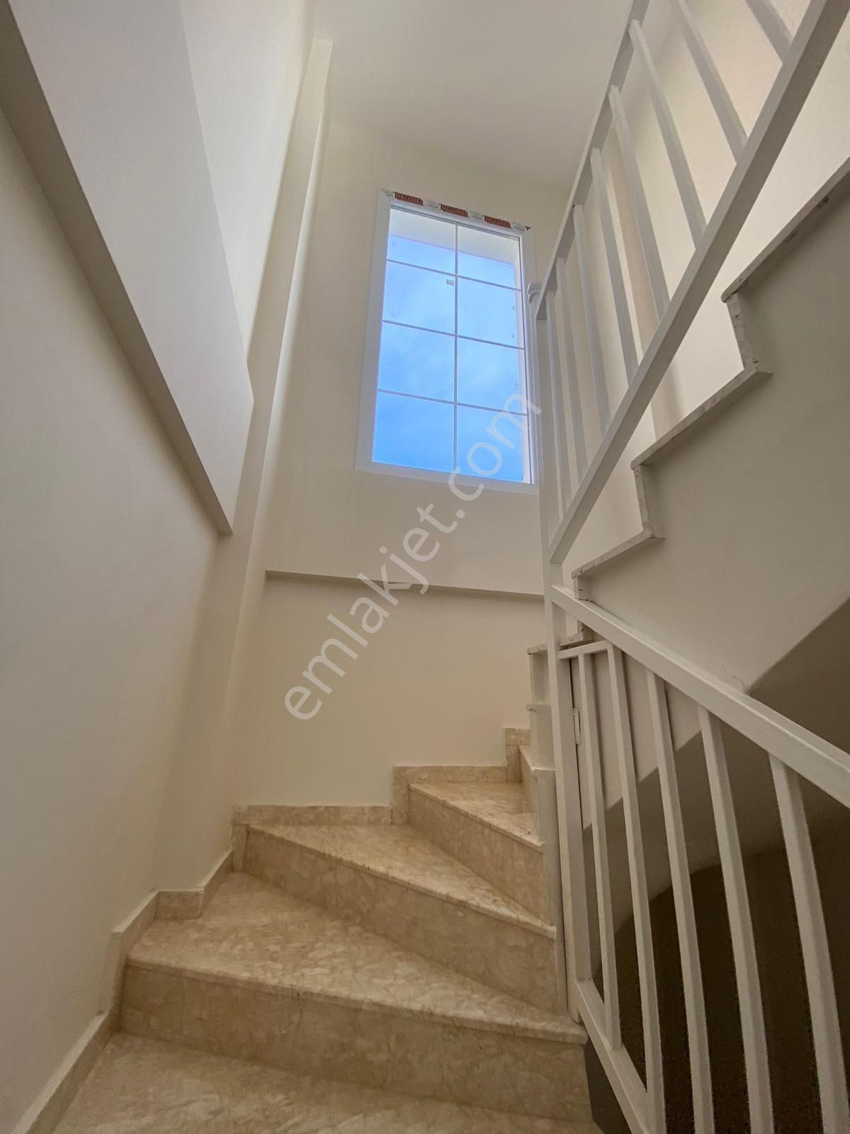 Kuşadası Satılık 4+1 Villa - Görsel 18