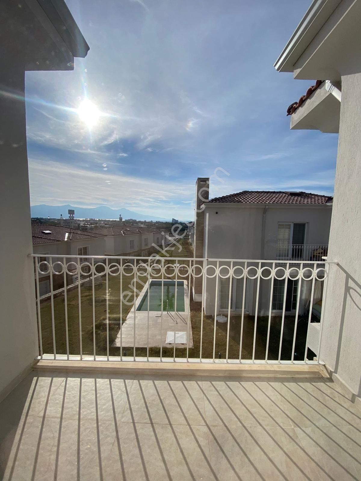 Kuşadası Satılık 4+1 Villa - Görsel 27