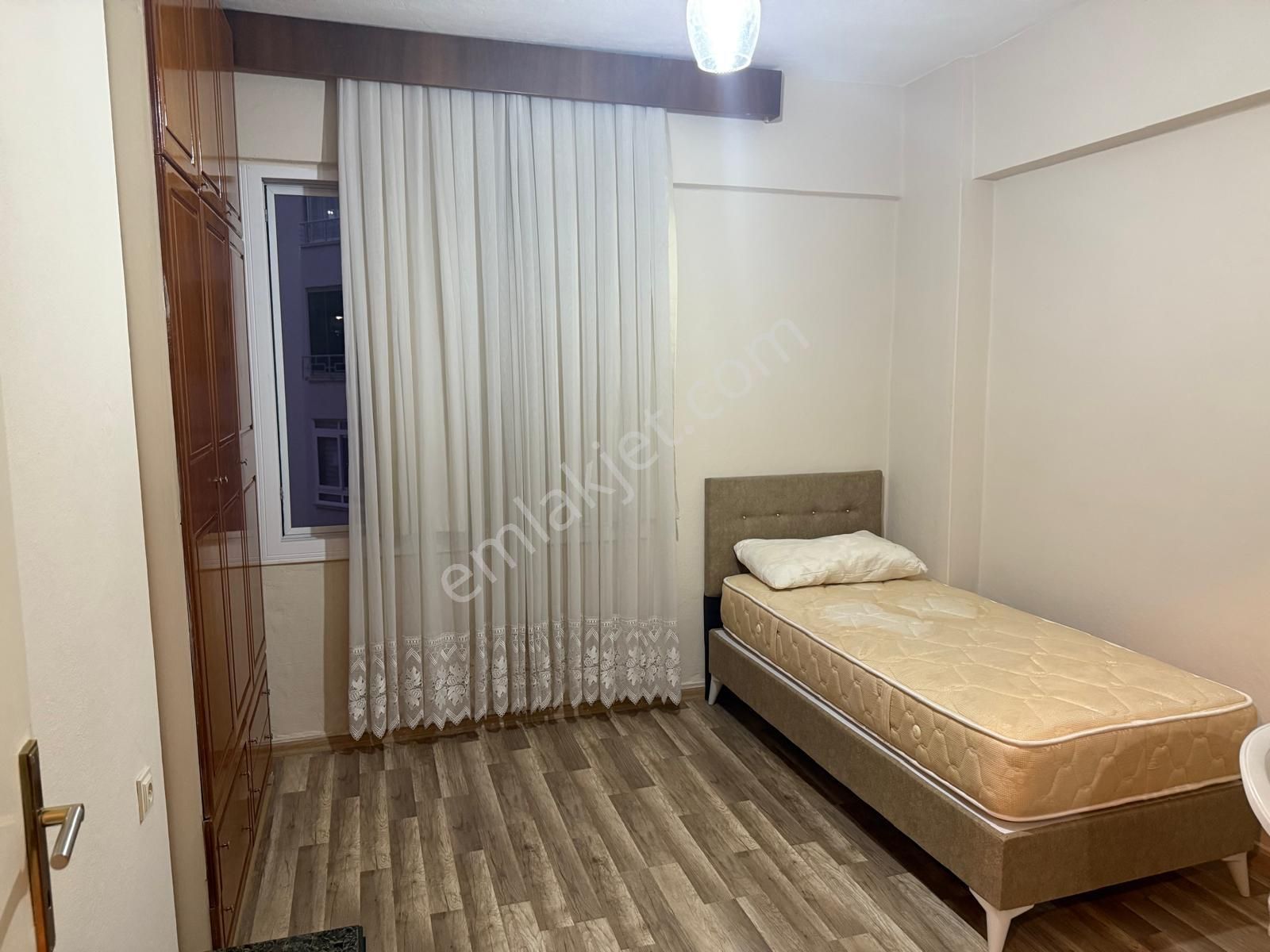 Üstünkent Emlak'tan 3+1 Satılık Fırsat Daire - Görsel 7