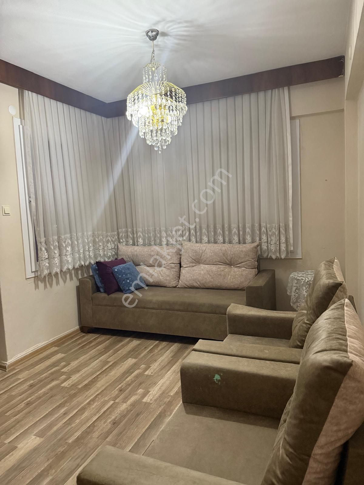 Üstünkent Emlak'tan 3+1 Satılık Fırsat Daire - Görsel 3