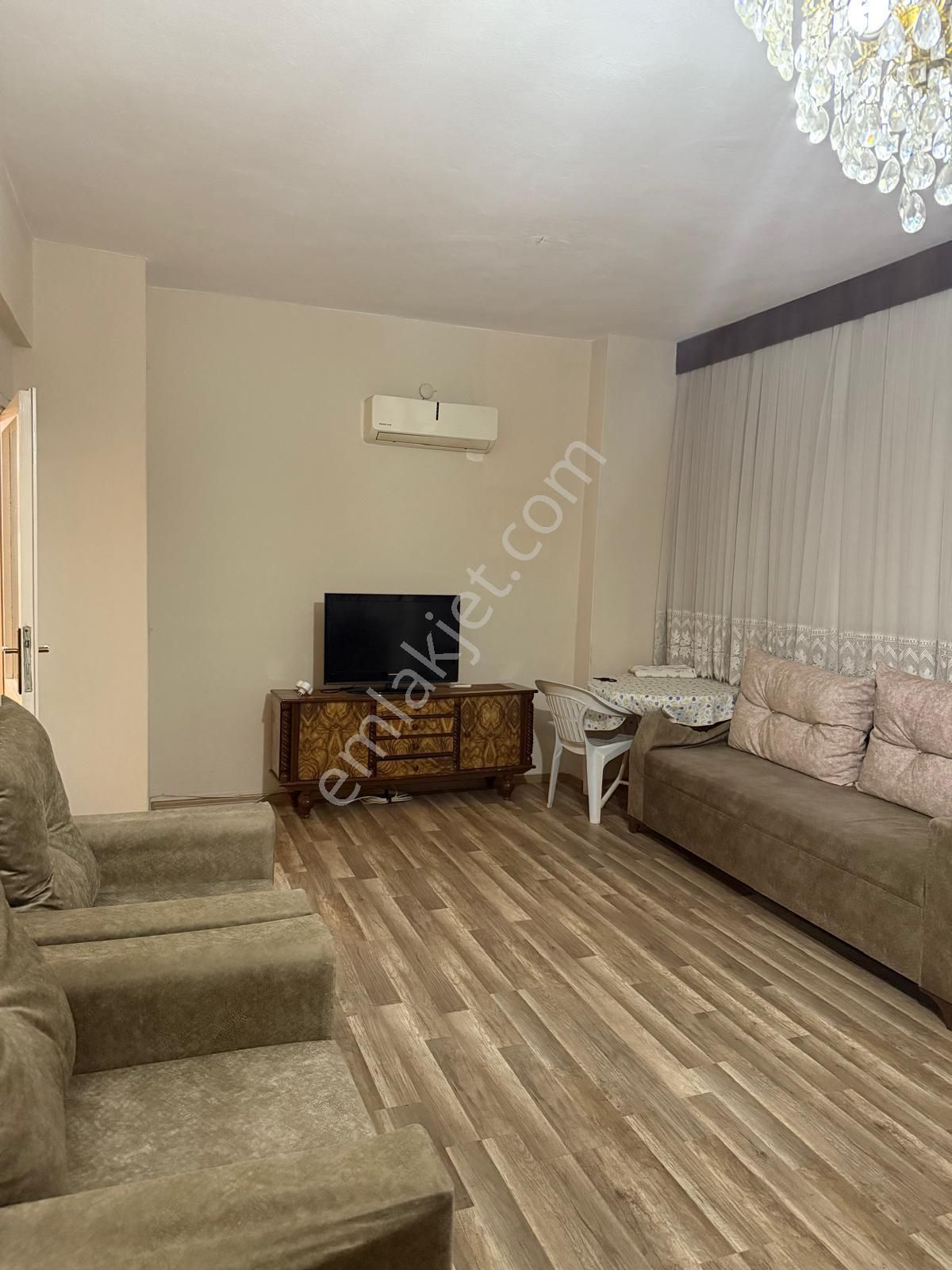 Üstünkent Emlak'tan 3+1 Satılık Fırsat Daire - Görsel 2