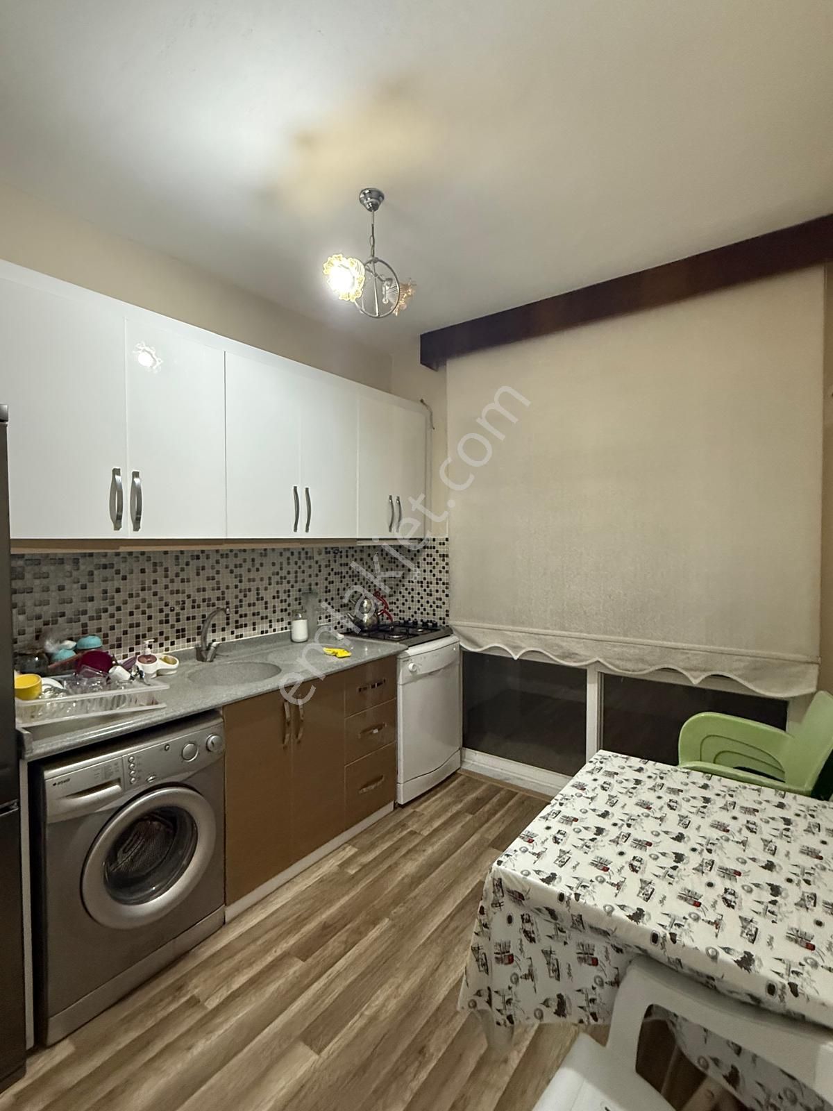 Üstünkent Emlak'tan 3+1 Satılık Fırsat Daire - Görsel 4