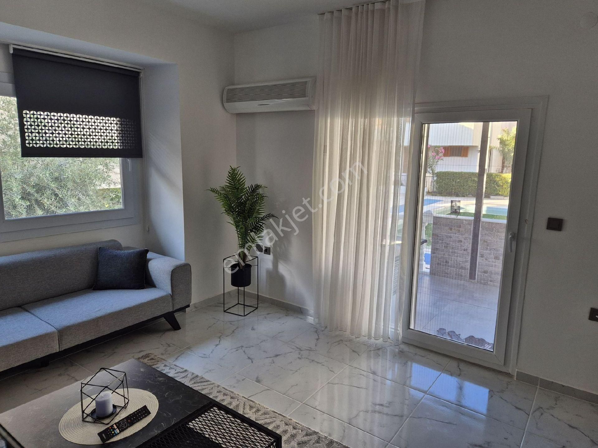 Kuşadası Satılık 3+1 Villa - Görsel 2