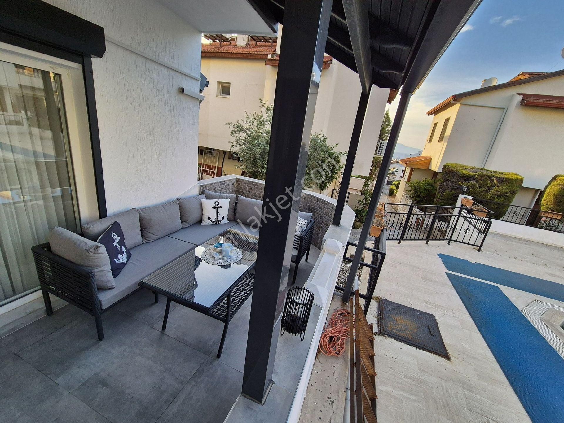 Kuşadası Satılık 3+1 Villa - Görsel 32