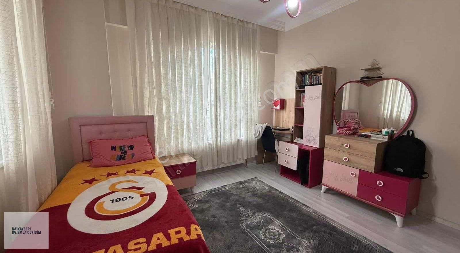 Emlak Ofisimden Esenyurt Mah. 3+1 Yapılı Daire - Görsel 4