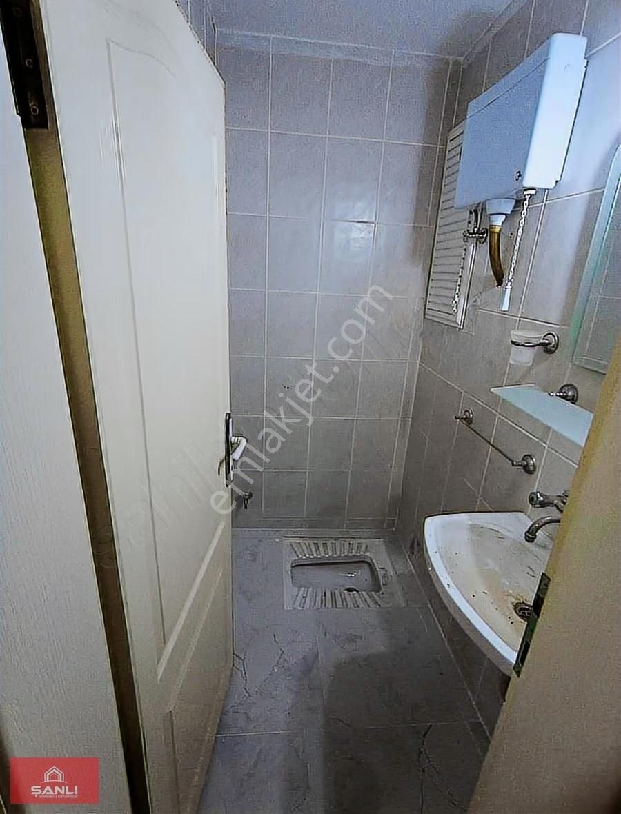 Buca Üçkuyular Pazaryeri, Halısaha Karşısı Kiralik Daire - Görsel 9
