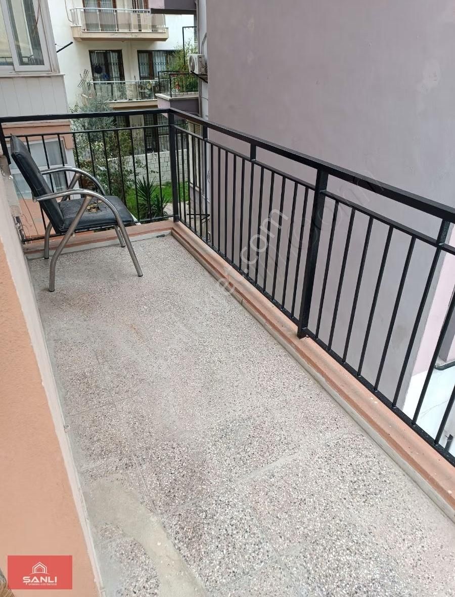 Buca Üçkuyular Pazaryeri, Halısaha Karşısı Kiralik Daire - Görsel 13