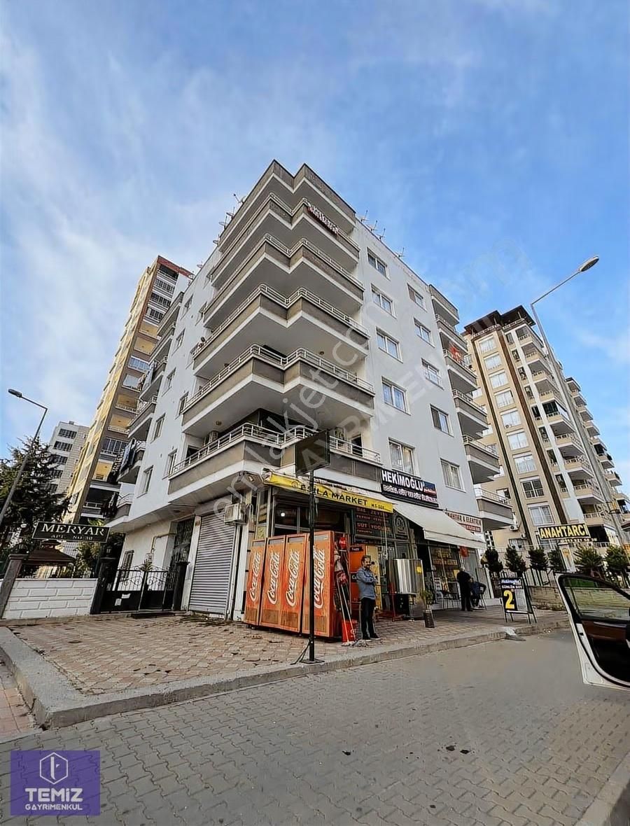 Yaşar Doğu Cad Kiralık 3+1 Daire