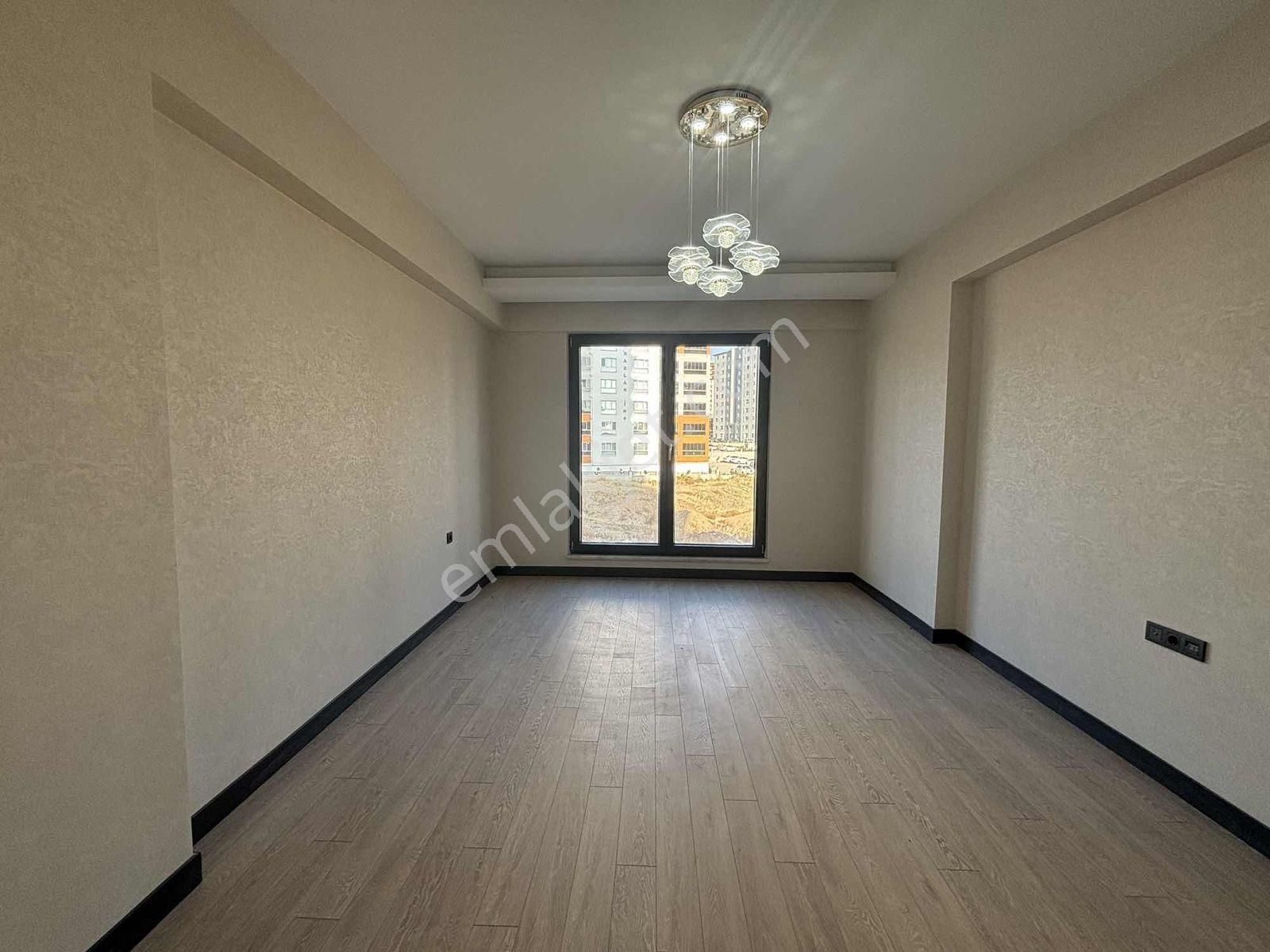 Polatlı Şehitlik Ultra Lüks 4.5+1 Ada Mutfak Kapalı Otopark