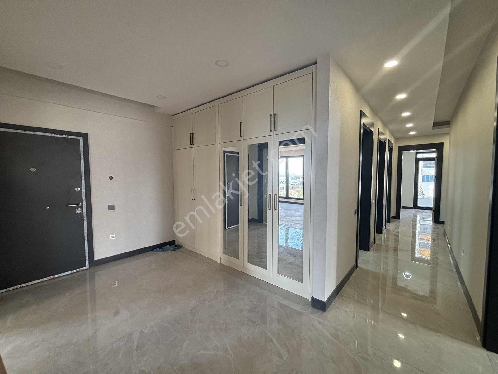 Polatlı Şehitlik Ultra Lüks 4.5+1 Ada Mutfak Kapalı Otopark - Görsel 23