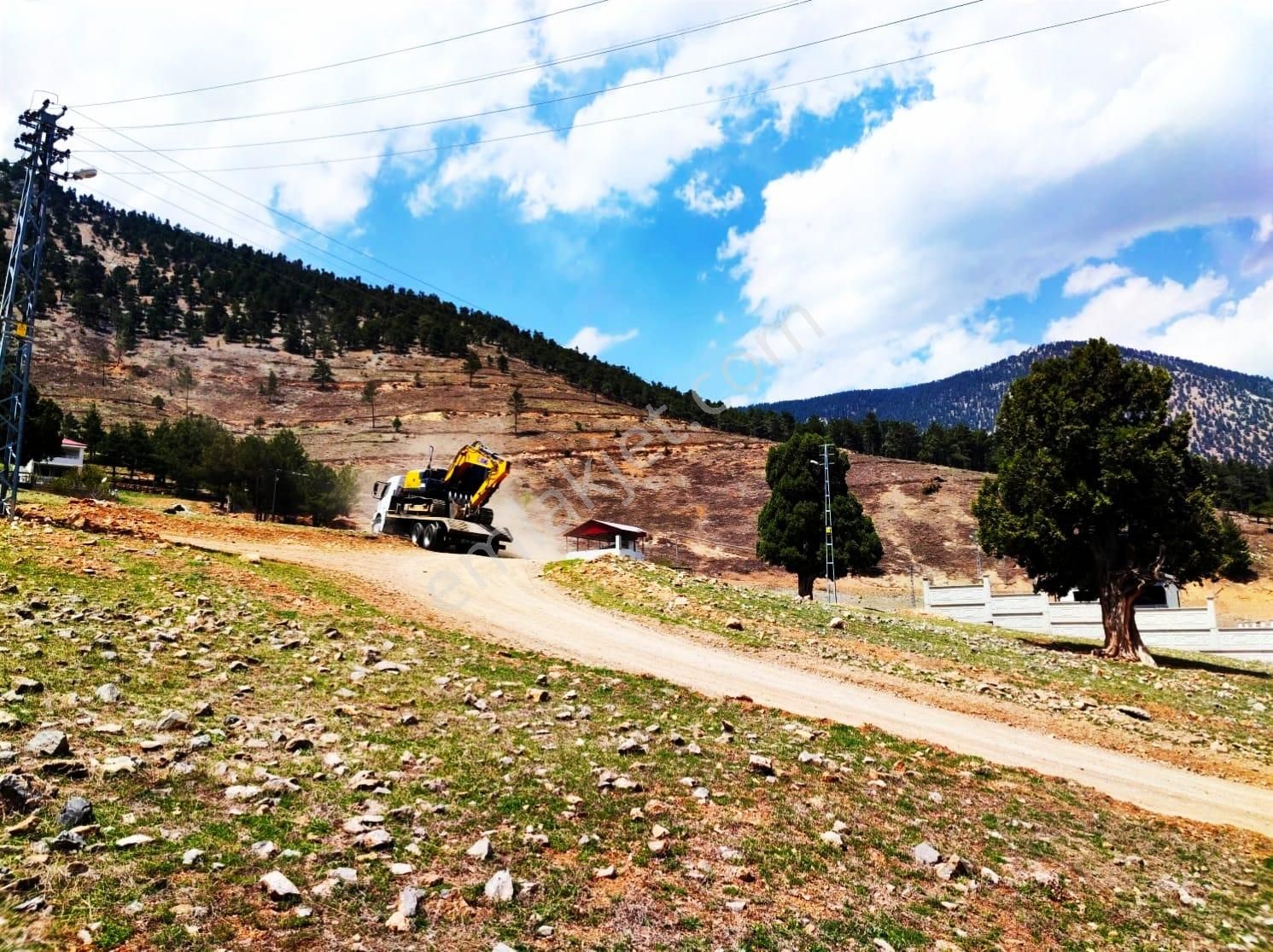 Kar Emlaktan Yenikonacık Bozkırlı Mevkiinde 400 M2 İmarlı İfrazlı Satılık Arsa - Görsel 10