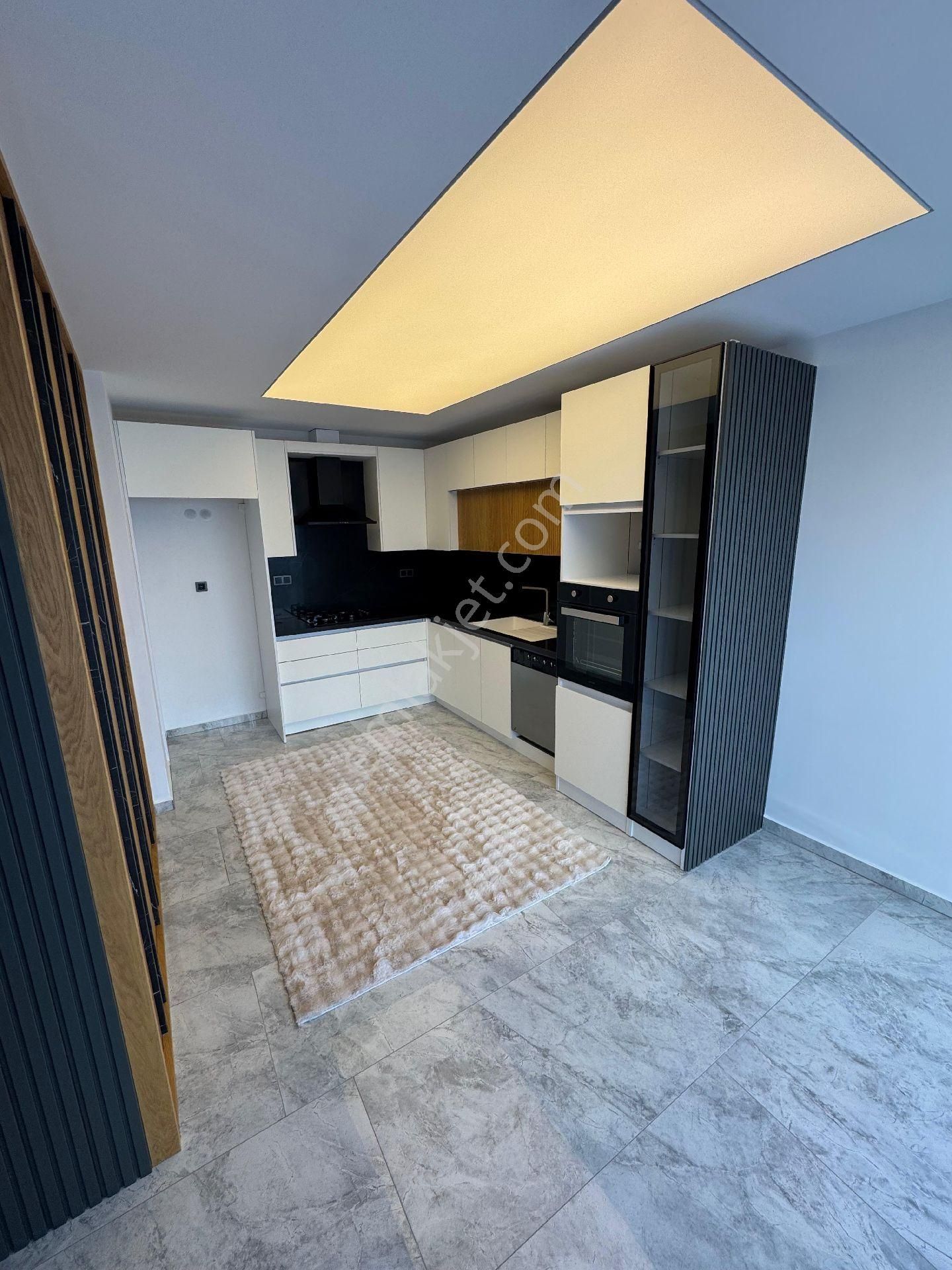 Kuşadası Karaova Mevkinde 4+1 Tek Müstakil - Görsel 5