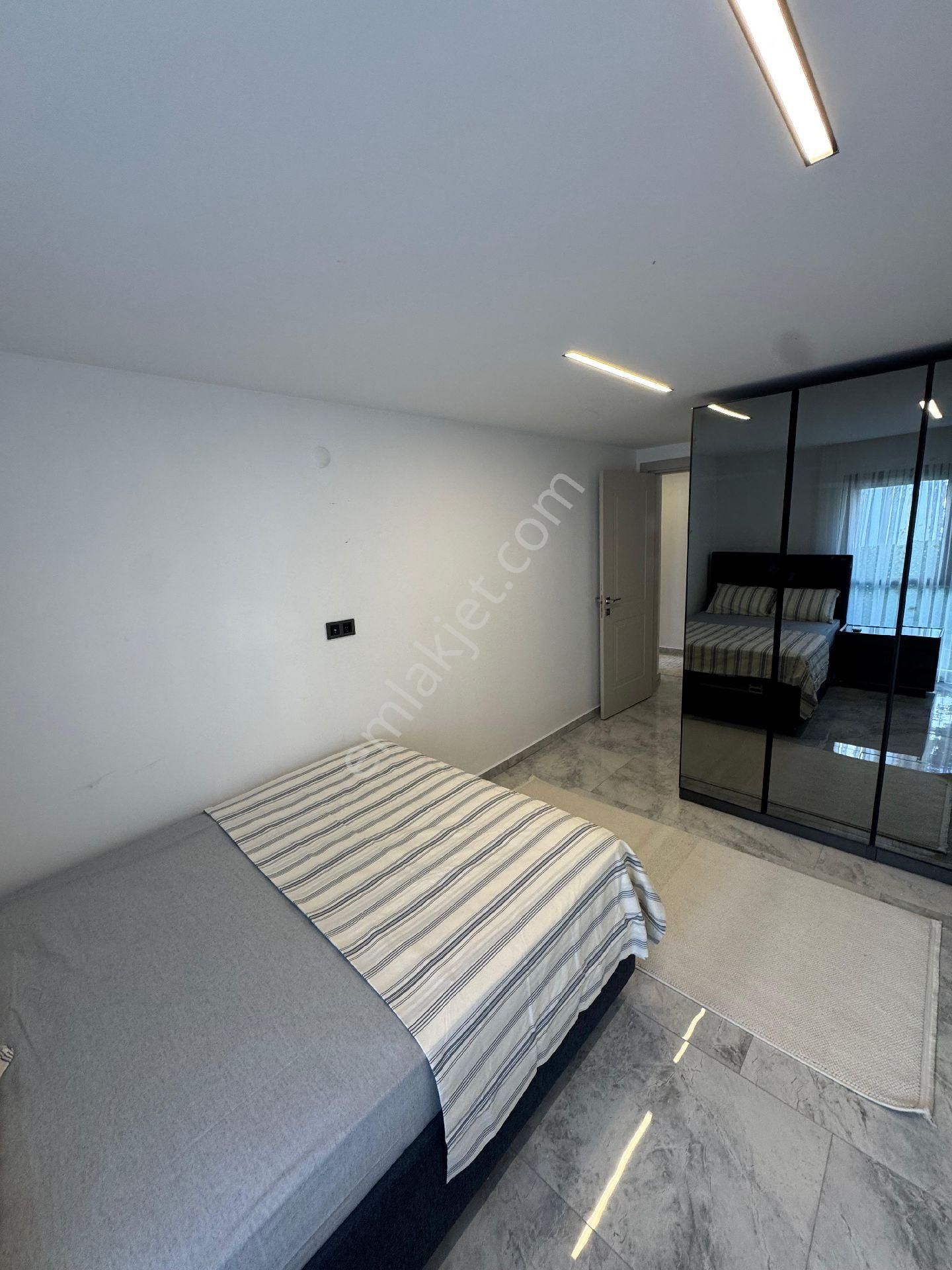 Kuşadası Karaova Mevkinde 4+1 Tek Müstakil - Görsel 2