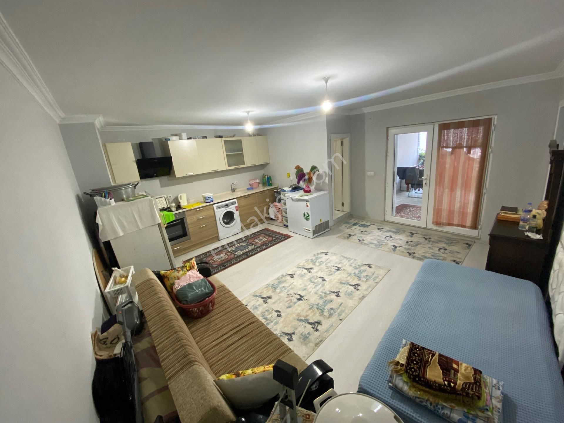 Yunuseli'de 3 Katlı, 3 Daireli Komple Satılık Müstakil Bina - Görsel 25