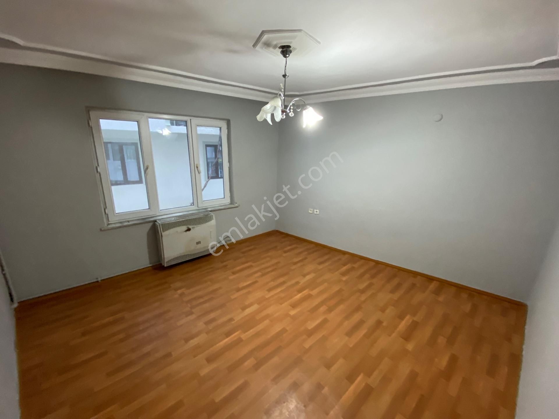 Yunuseli'de 3 Katlı, 3 Daireli Komple Satılık Müstakil Bina - Görsel 20