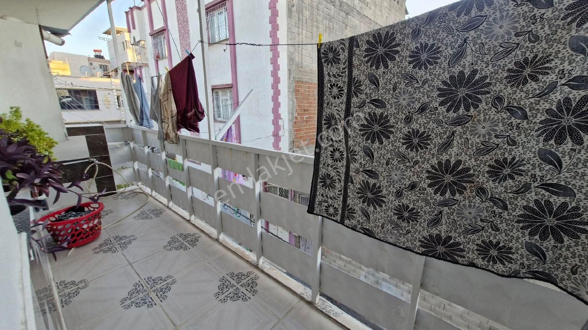 Emir Emlak Ve Gayrimenkulden Yeşilevler Mahallesinde Müstakil Ev - Görsel 4