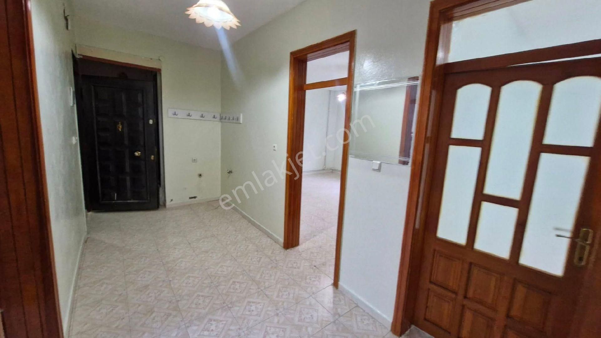 Emir Emlak Ve Gayrimenkulden Yeşilevler Mahallesinde Müstakil Ev - Görsel 34