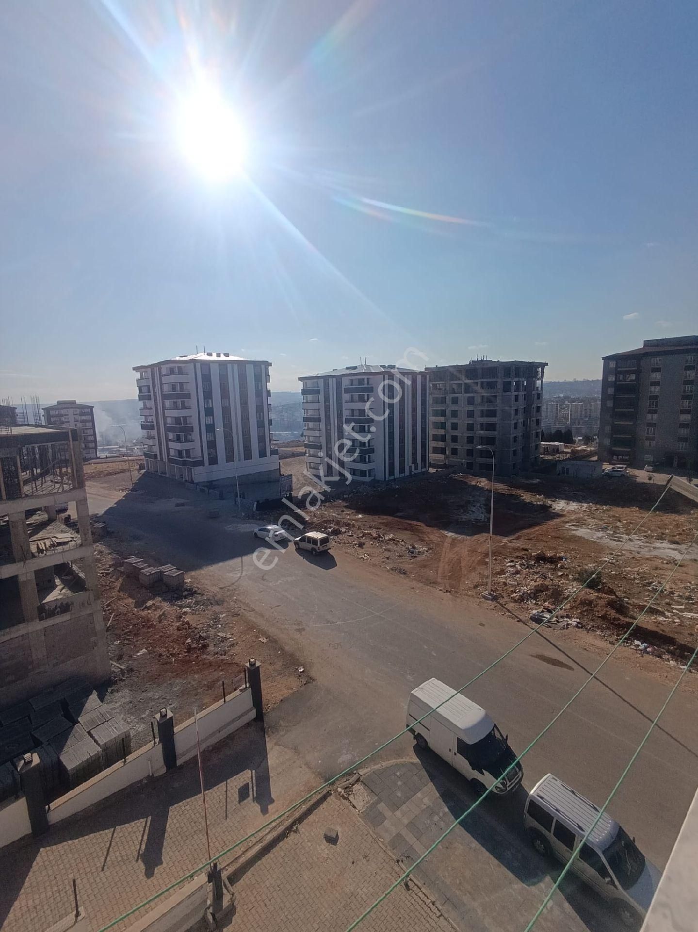 Gaziantep Şehitkamil De Abdulkadir Yüksel Devlet Hastanenin Yukarısında 29 Ekim Cüneyt Te - Görsel 15