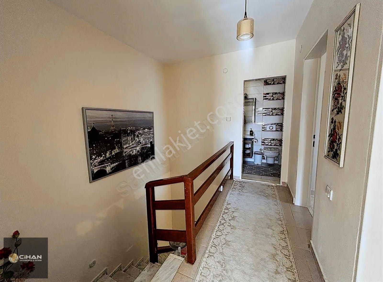 Ürkmez De Denize Sıfır Sitede Havuz Manzaralı Satılık Villa - Görsel 28