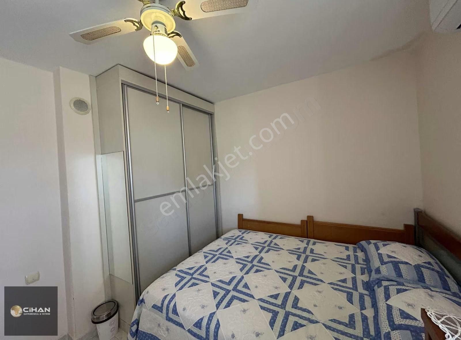 Ürkmez De Denize Sıfır Sitede Havuz Manzaralı Satılık Villa - Görsel 7