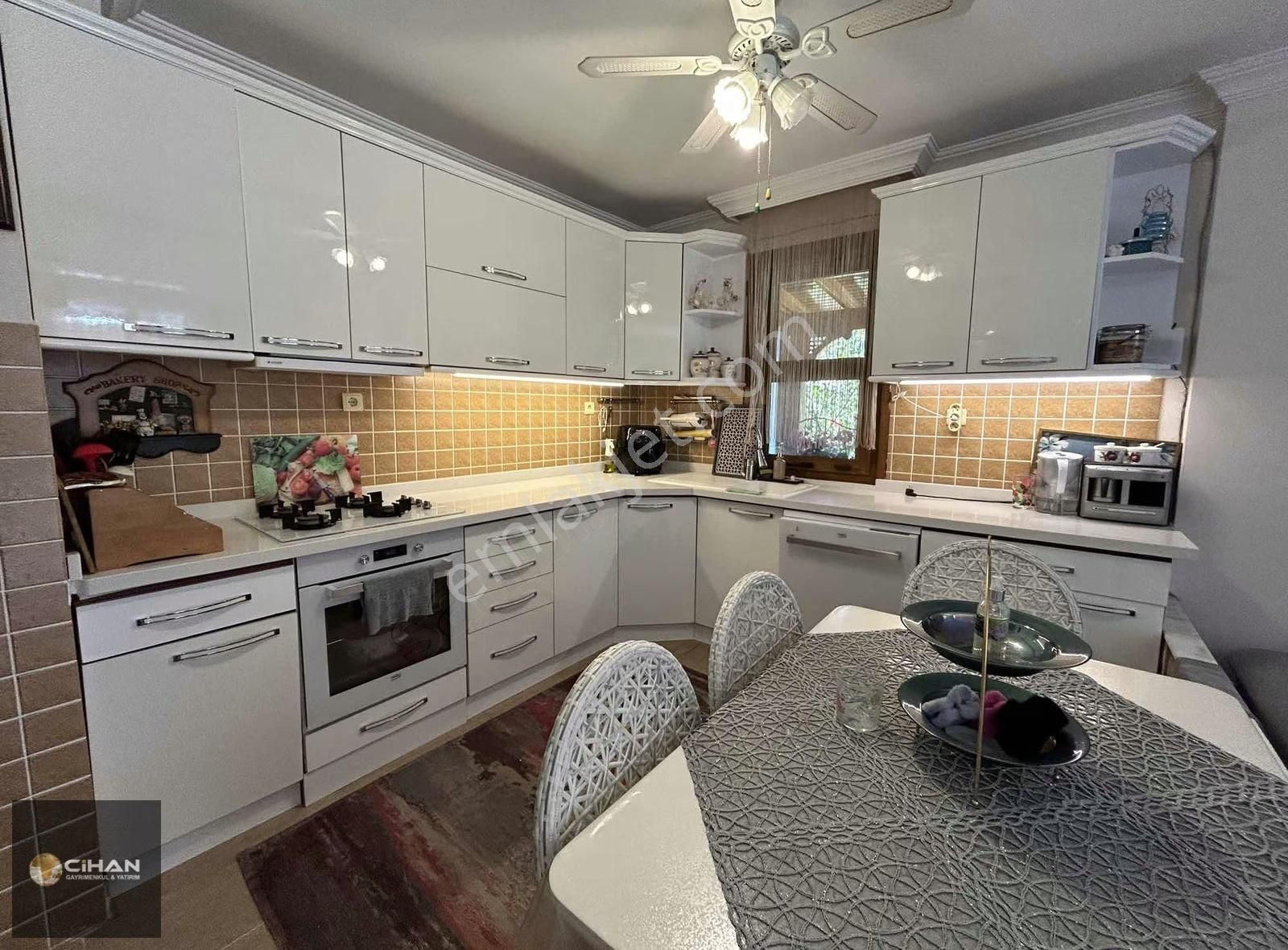 Ürkmez De Denize Sıfır Sitede Havuz Manzaralı Satılık Villa - Görsel 3