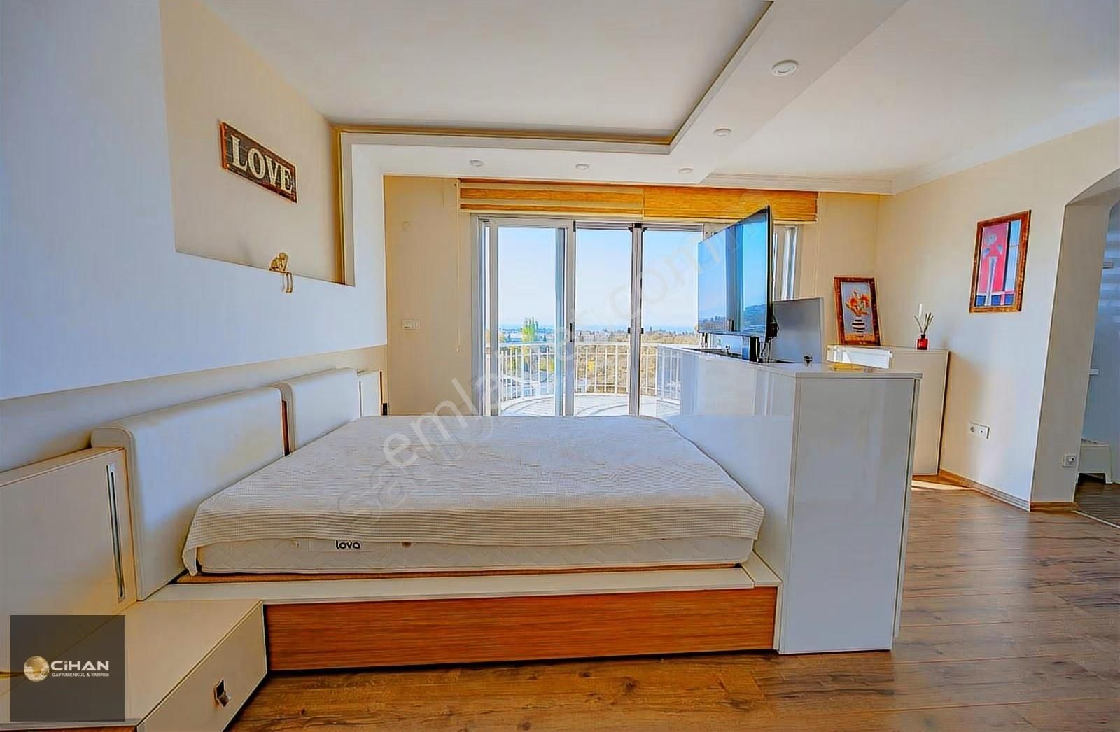 Kuşadası Karaova'da Tek Müstakil Özel Havuzlu 5+2 Villa - Görsel 7