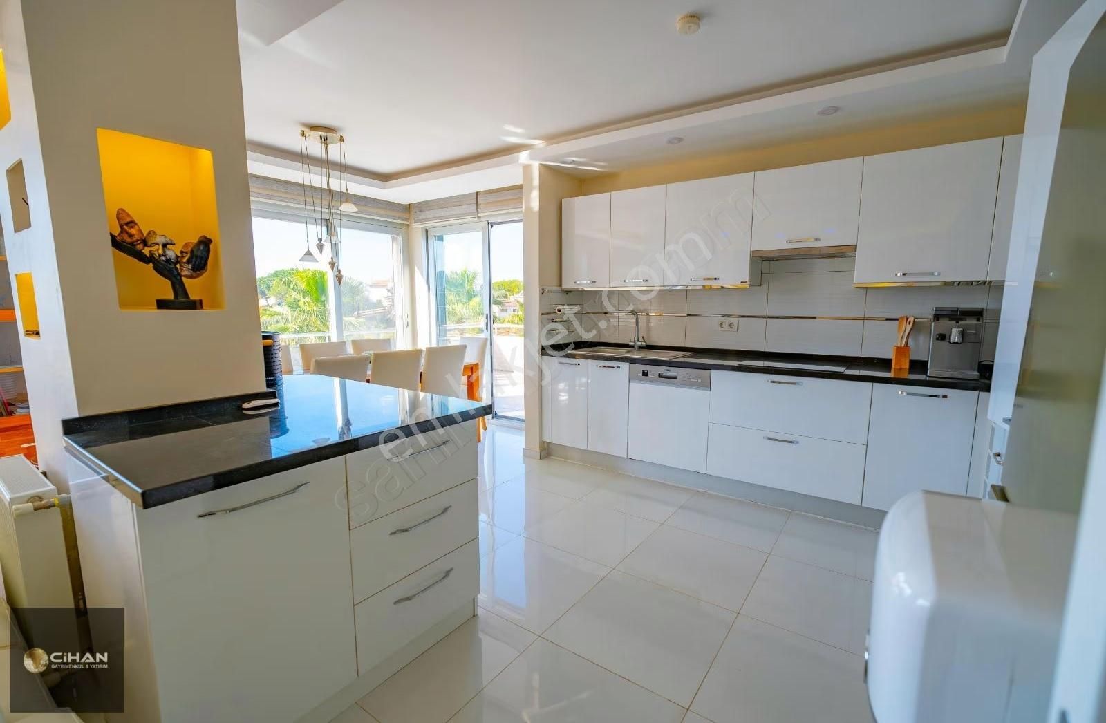 Kuşadası Karaova'da Tek Müstakil Özel Havuzlu 5+2 Villa - Görsel 25