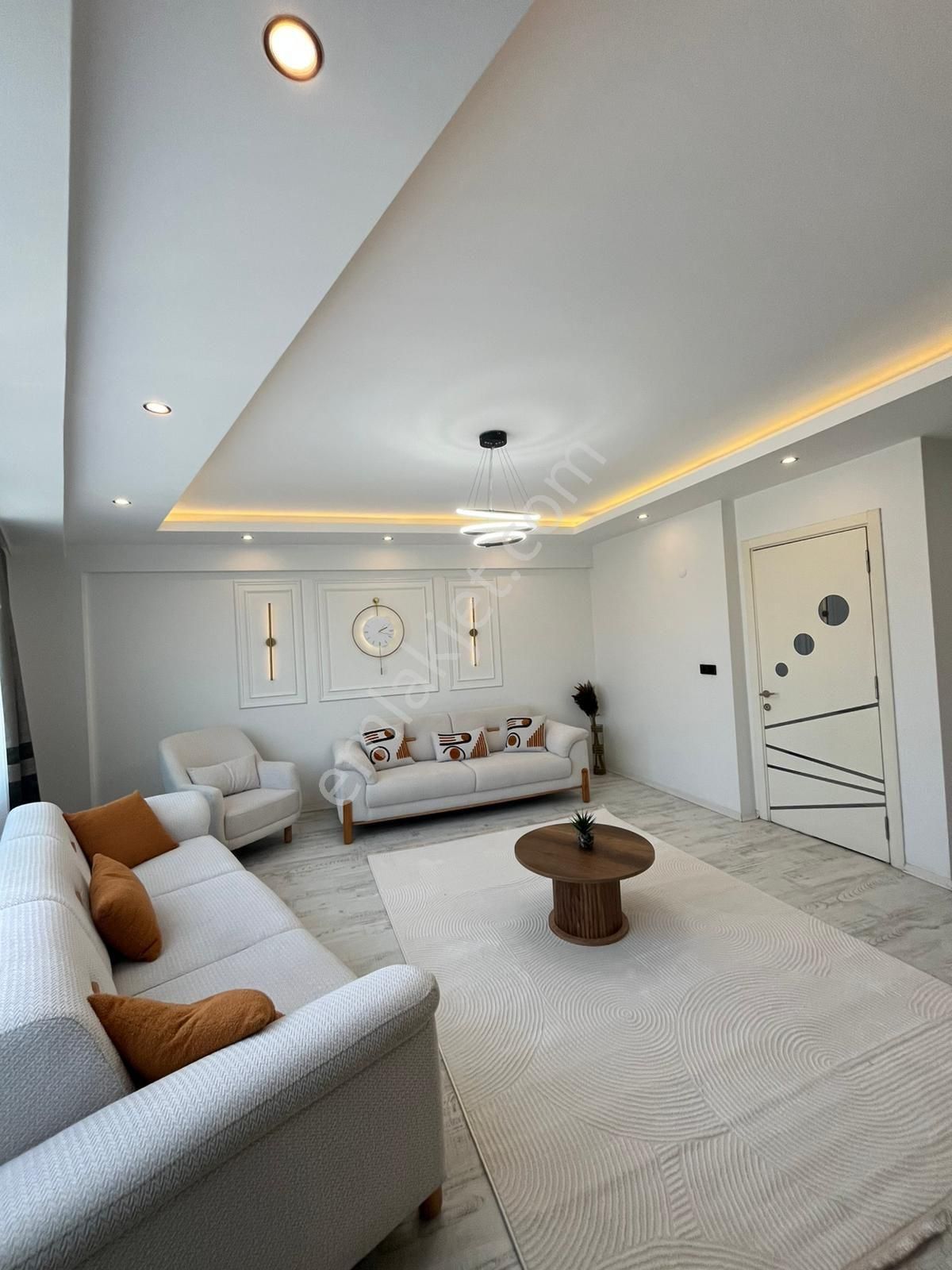 Tercih'ten Çınar'a Yakın Geniiiiş Apart