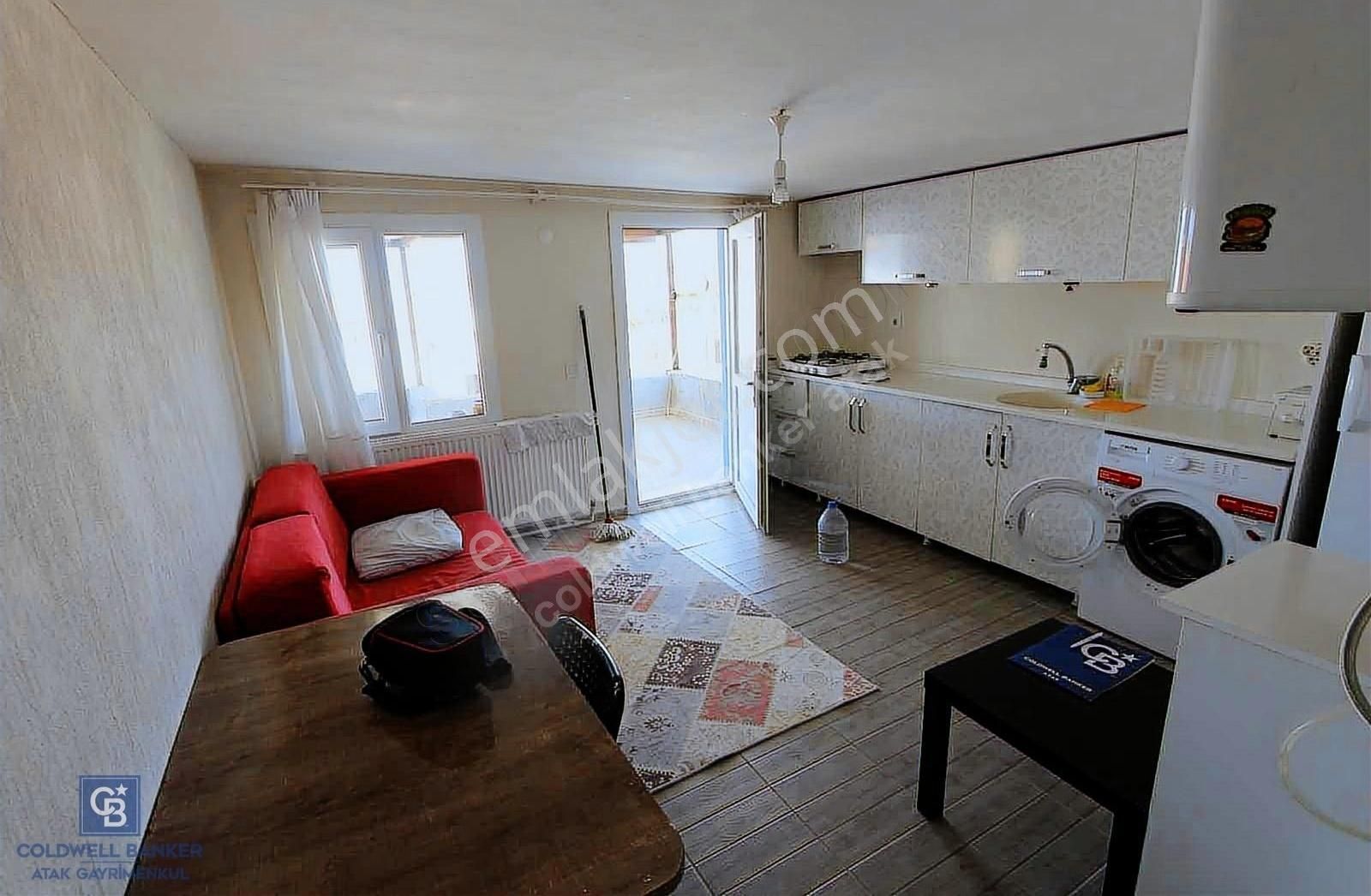 Urla Gülbahçe'de 1+1 Eşyalı Yıllık Kiralık - Görsel 14