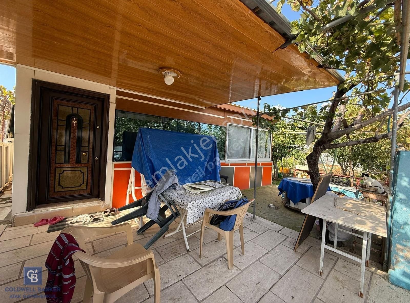 Urla İskele De Satılık Tek Katlı Bahçeli Ev - Görsel 5