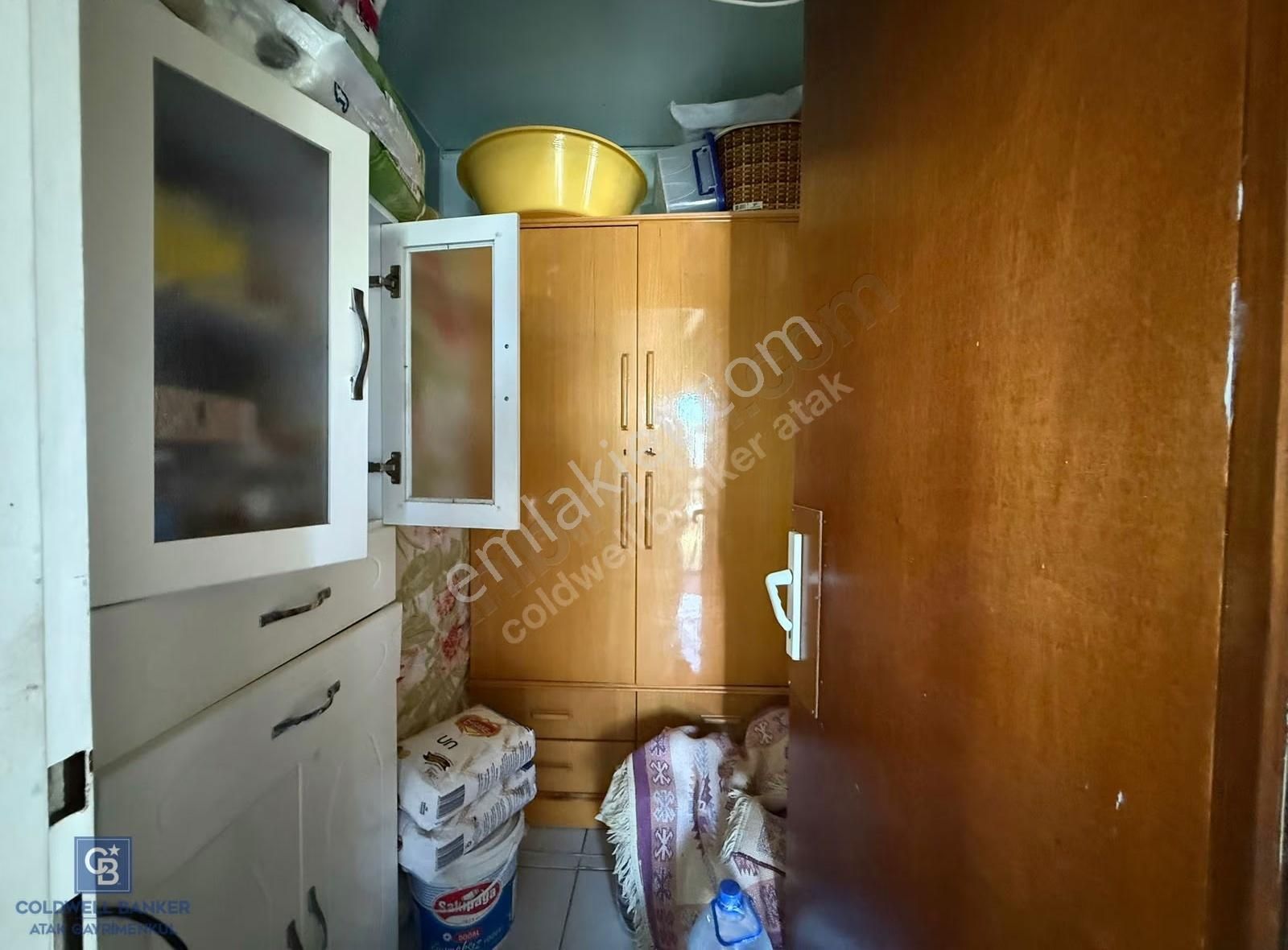 Urla İskele De Satılık Tek Katlı Bahçeli Ev - Görsel 11