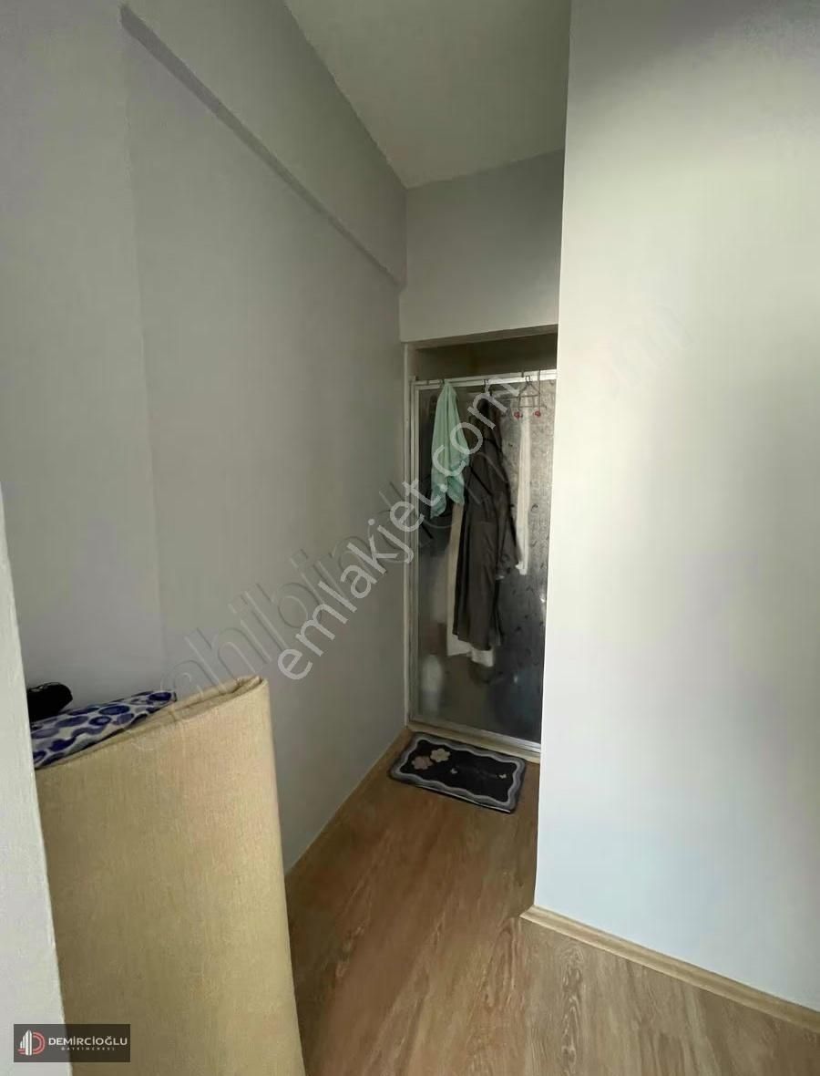 Anayurt. Meydanda. Masrafsız Yapsat Dairesi Acil - Görsel 12