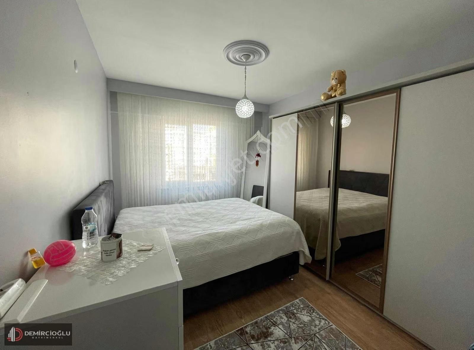 Anayurt. Meydanda. Masrafsız Yapsat Dairesi Acil - Görsel 17