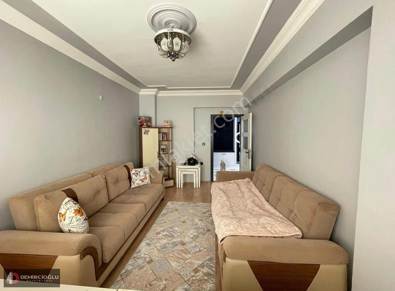 Anayurt. Meydanda. Masrafsız Yapsat Dairesi Acil - Görsel 7