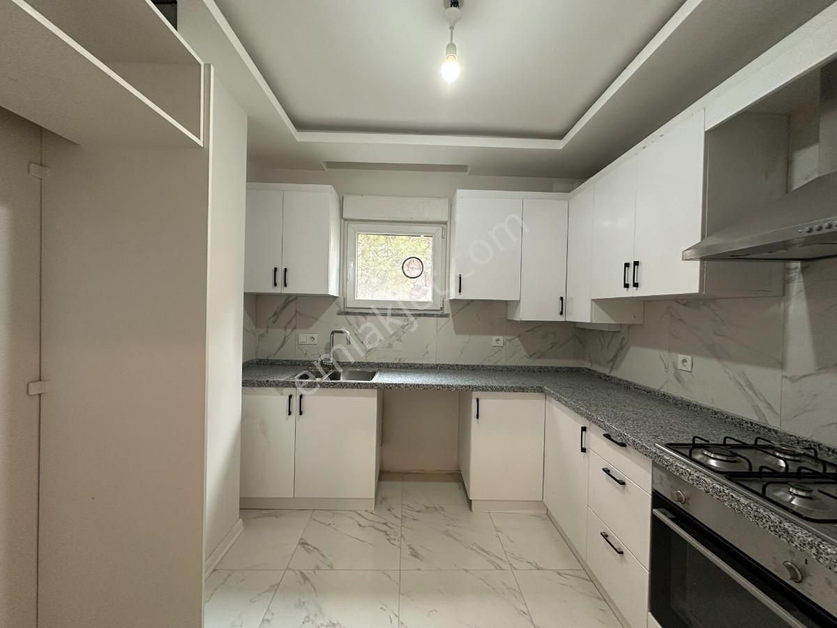 Turyap Göztepe Den Ömerpaşa Da Geniş 2+1 Satılık Daire - Görsel 12