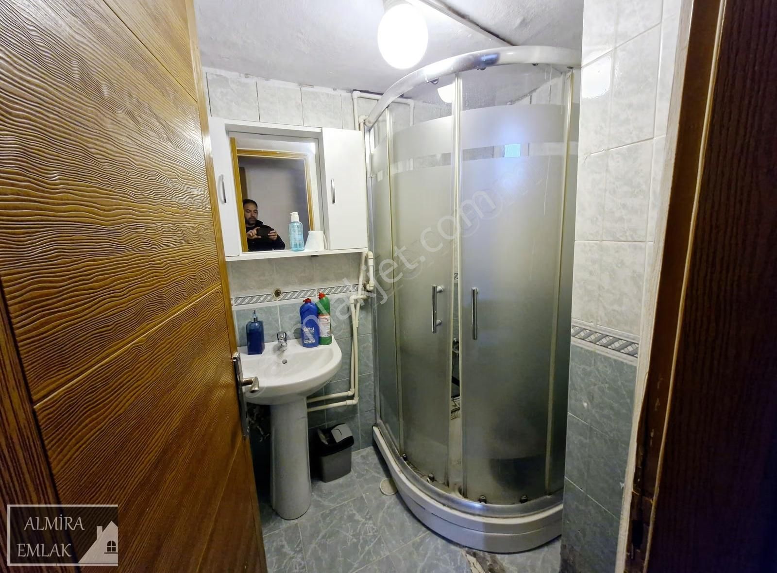 Deniz Gören Metro Yakını 2+1 90m2 Köşe Daire Doğalgazlı - Görsel 23