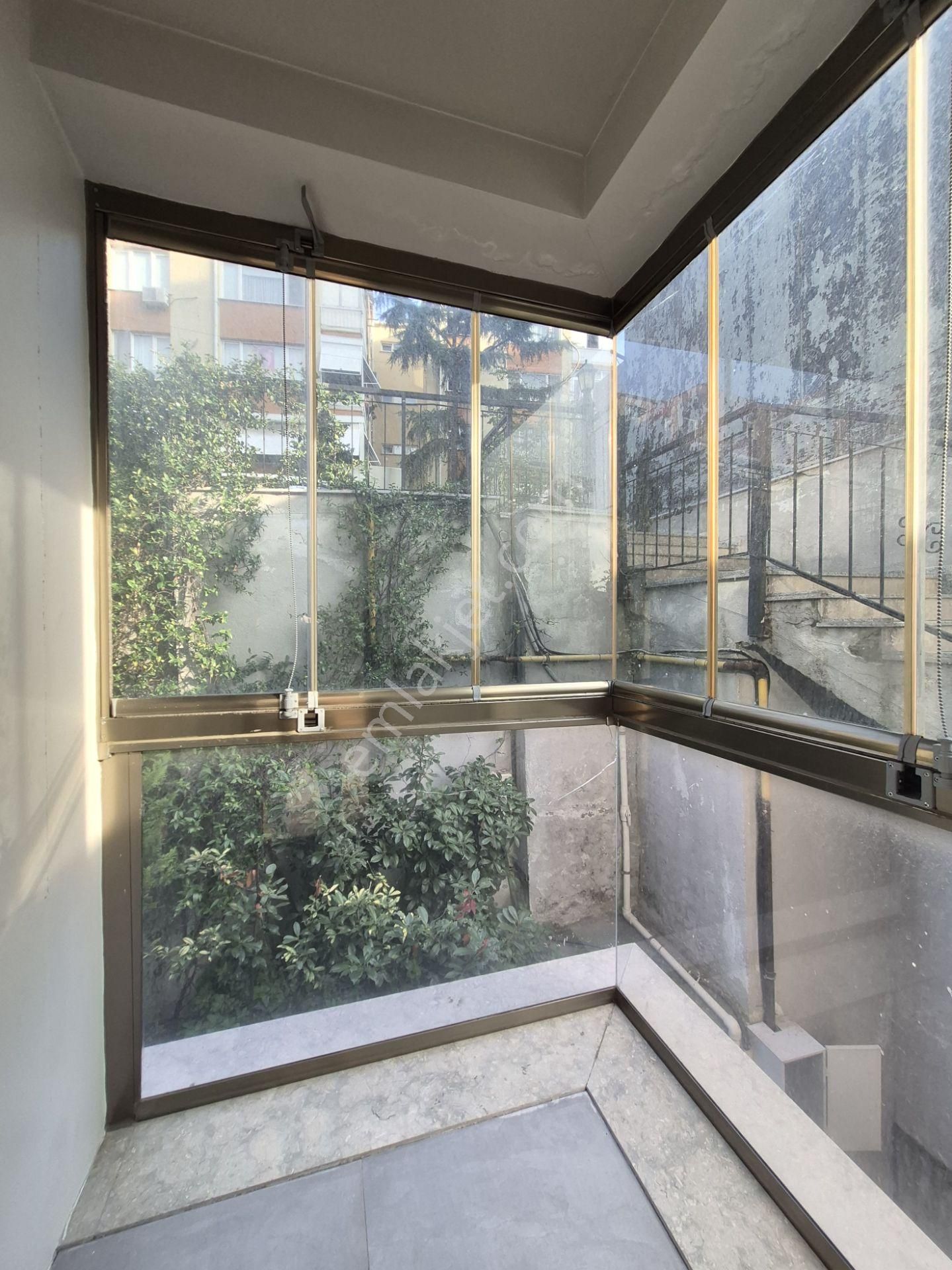 Gayrettepede Genç Binada 2+1 105 M2 1. Kat Kombili Asansörlü Kapalı Otopaklı Ebeveyn Banyolu Ferah - Görsel 31