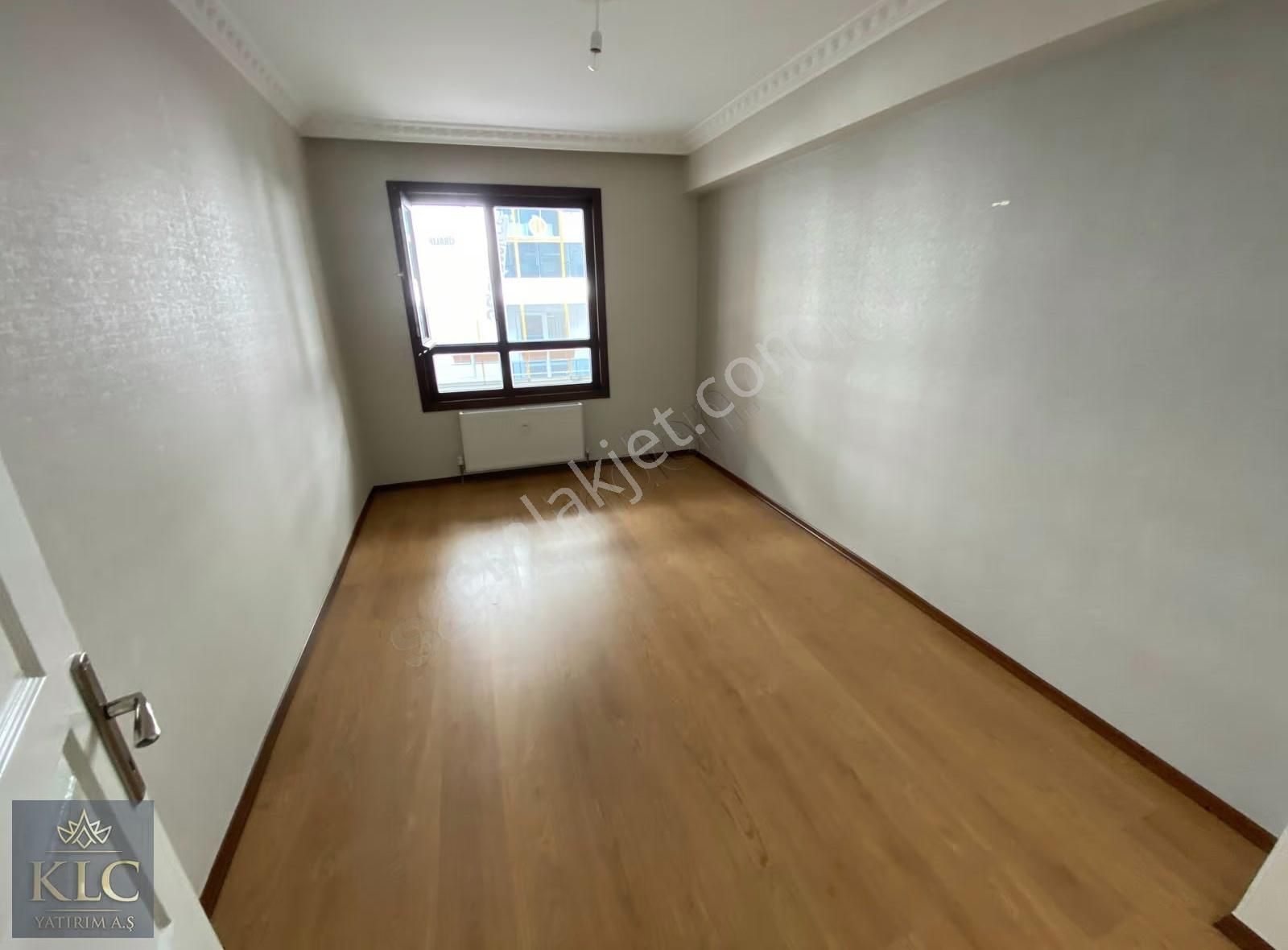 Klc Yatırım A.ş.'den Orta Kat 3+1 Asansörlü Bina 130m² Daire - Görsel 16