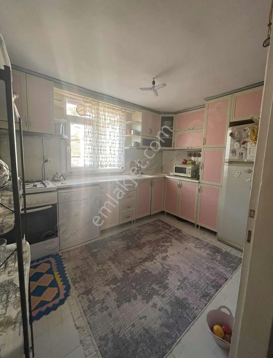 Sarıyer Büyükdere'de Bahçeli Deniz Manzaralı Satılık - Görsel 12