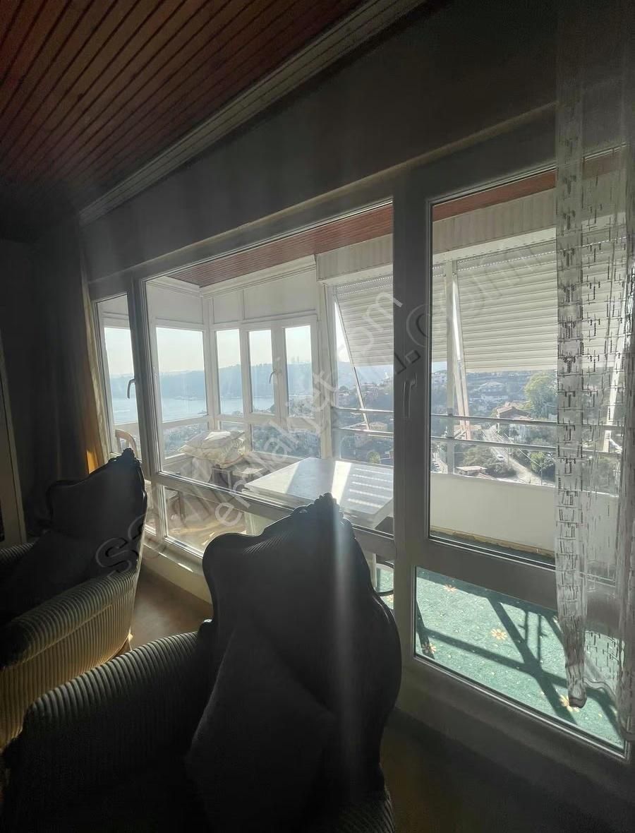 Sarıyer Büyükdere'de Bahçeli Deniz Manzaralı Satılık