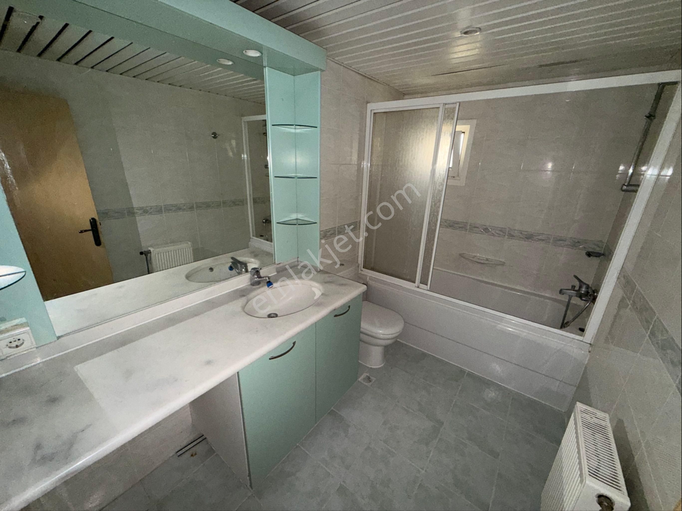 Kaçmaz Emlak Yasemin Park Kiralık 3+1 Geniş Ve Manzaralı Daire - Görsel 24
