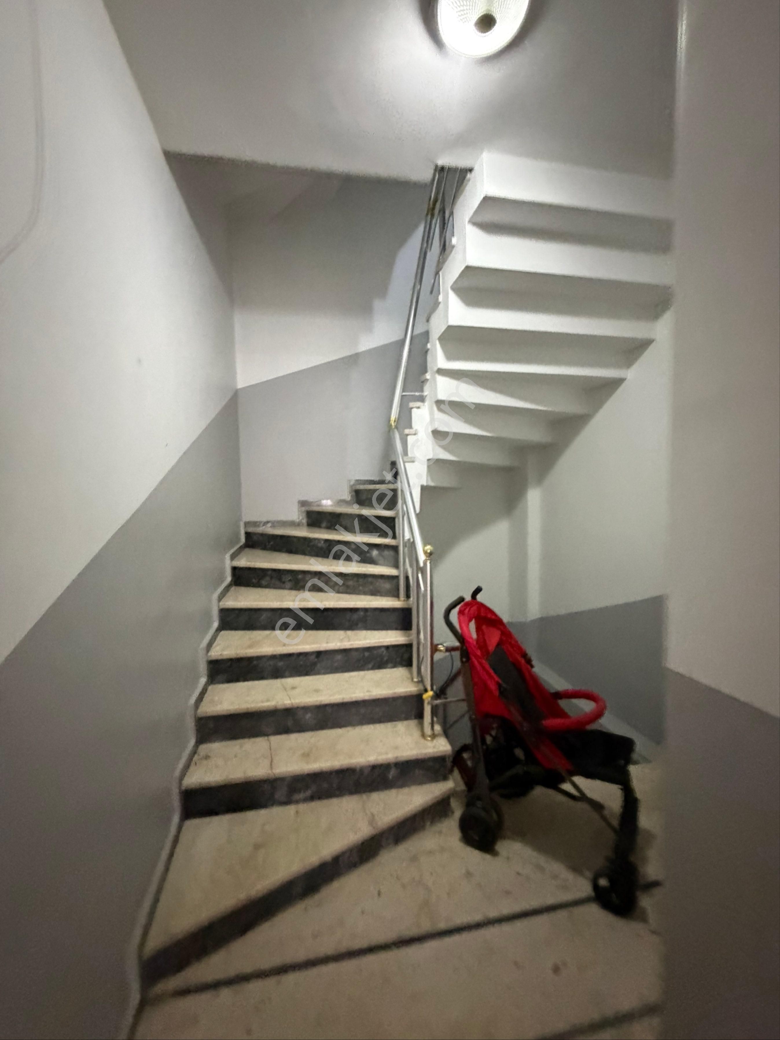 İnci'den T.reis Cadde Üzeri 90 M2 2+1 Krediye Uygun Fırsat Daire - Görsel 11