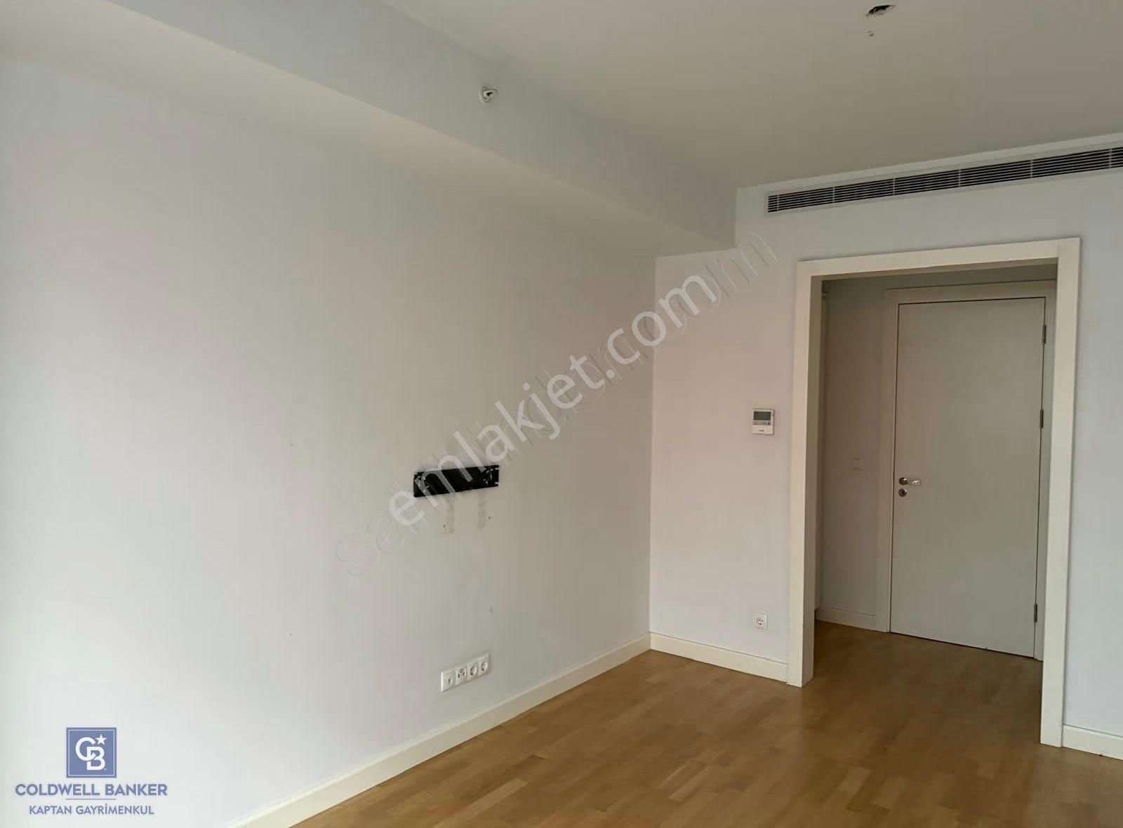 Taksim Petek Residence'da Satılık 1+1 Daire - Görsel 13
