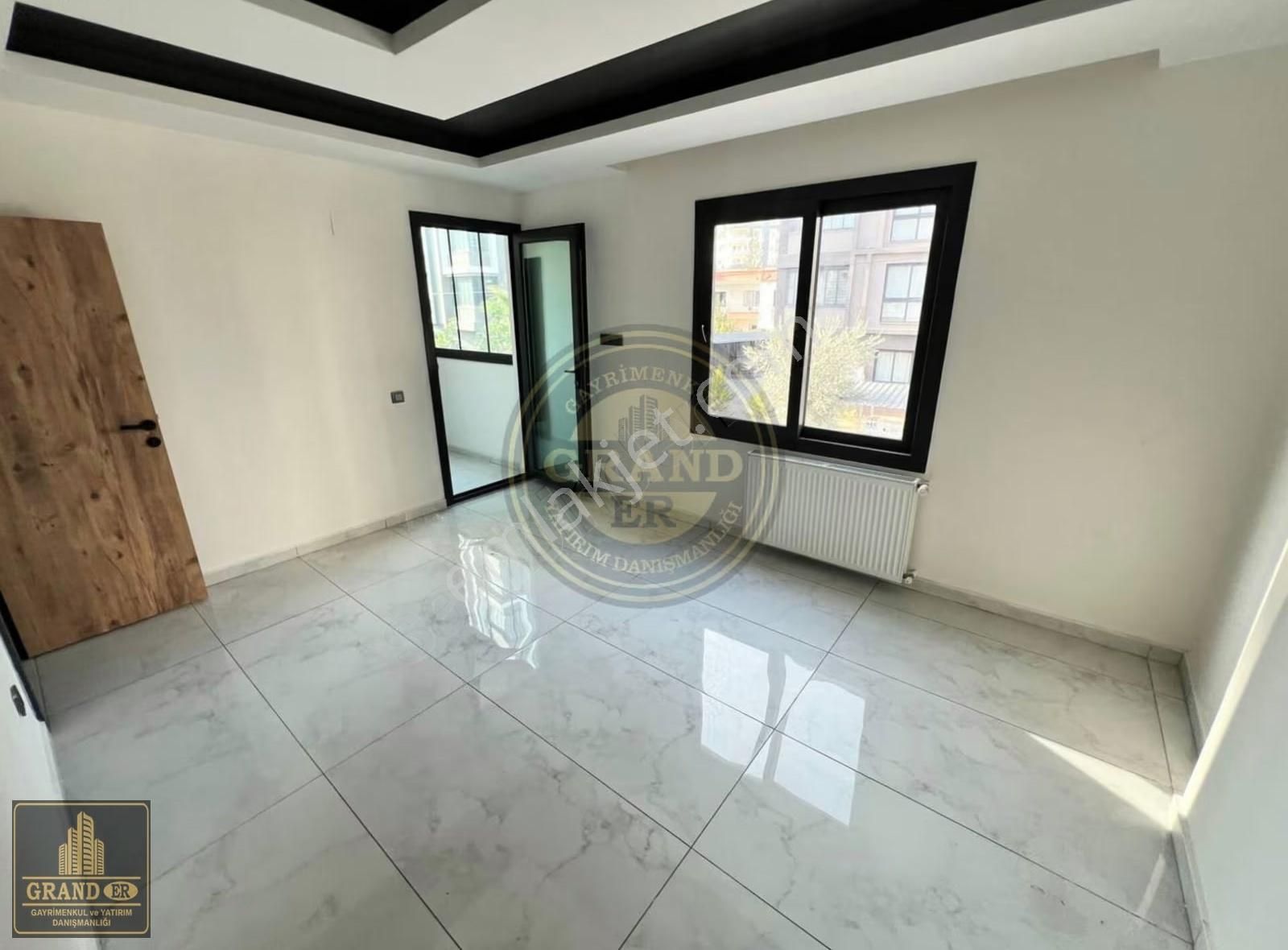 Mezitli Akdeniz Mah.de Her Kat Tek Daire Satılık 3+1 Daire - Görsel 8