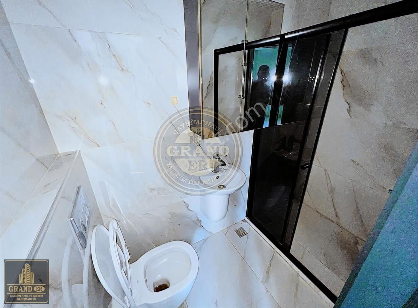 Mezitli Akdeniz Mah.de Her Kat Tek Daire Satılık 3+1 Daire - Görsel 6